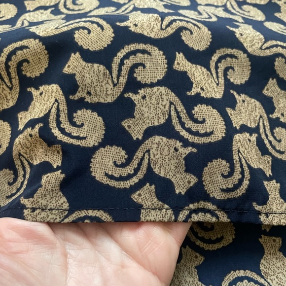 Razor back squirrel 🐿️ print dress - Picture 2 of 3